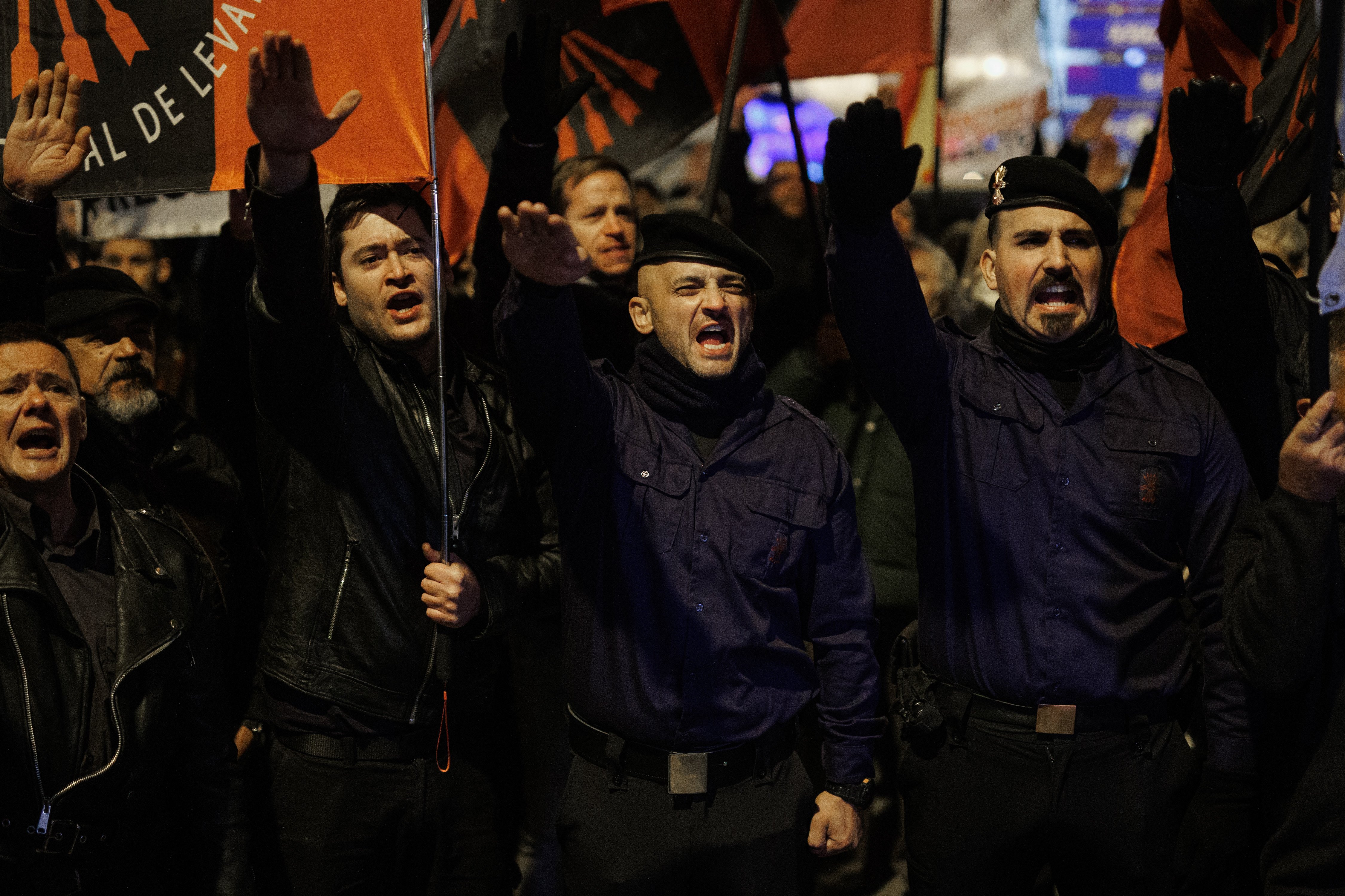 El govern espanyol expedienta Falange per l'enaltiment al franquisme en la manifestació del 20N