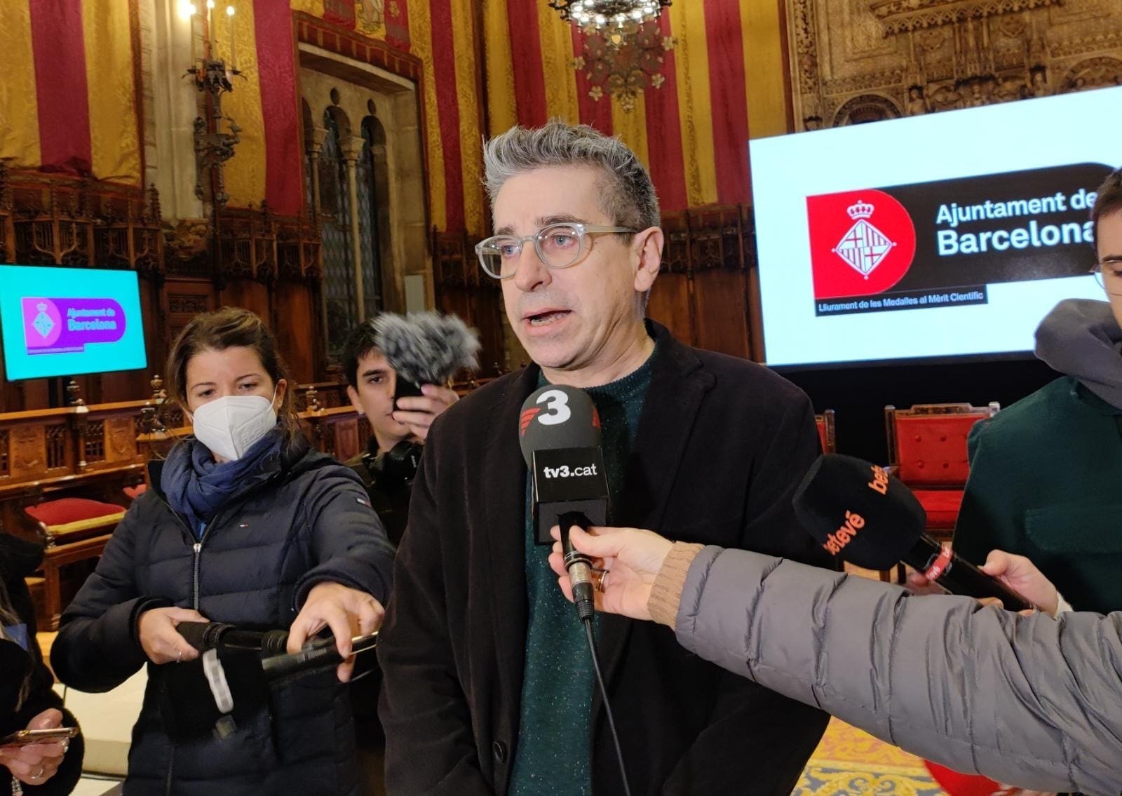 Barcelona en Comú no romperá el gobierno con el PSC pese a la marcha de Collboni