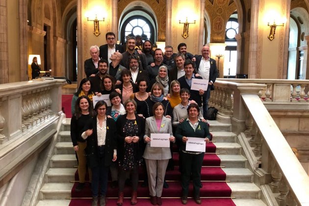 Diputados huelga feminista 8-M