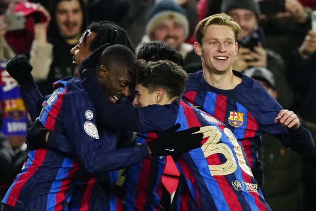 Ousmane Dembélé Gavi De Jong celebración gol Barça / Foto: EFE