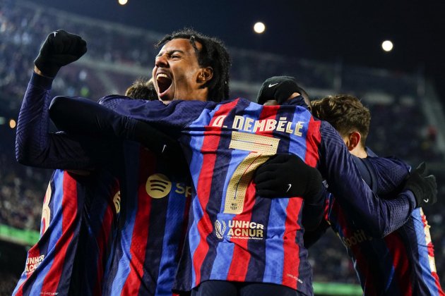 Ousmane Dembélé Kounde celebran gol Barça / Foto: EFE