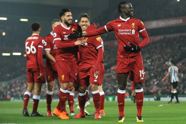 Liverpool celebración gol Newcastle Firmino