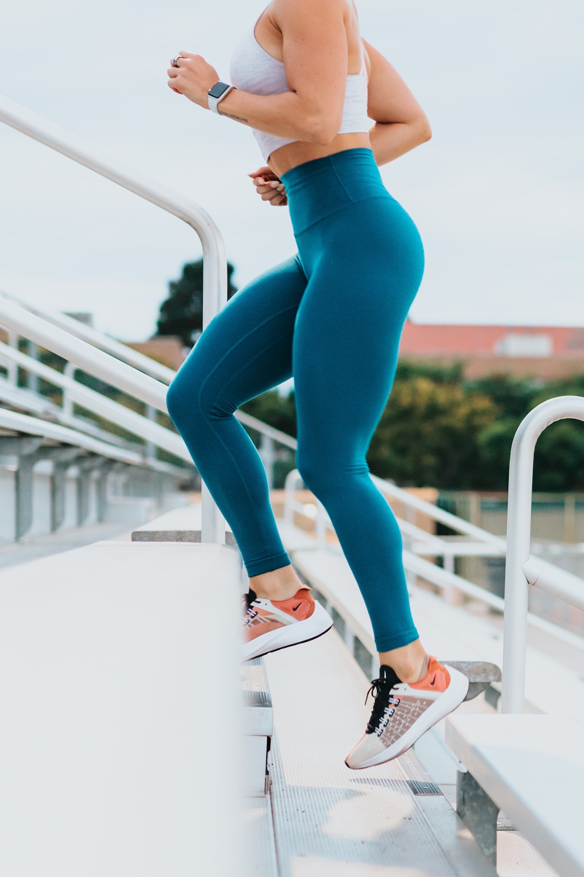 ¿Tengo que hacer cardio después de las pesas?