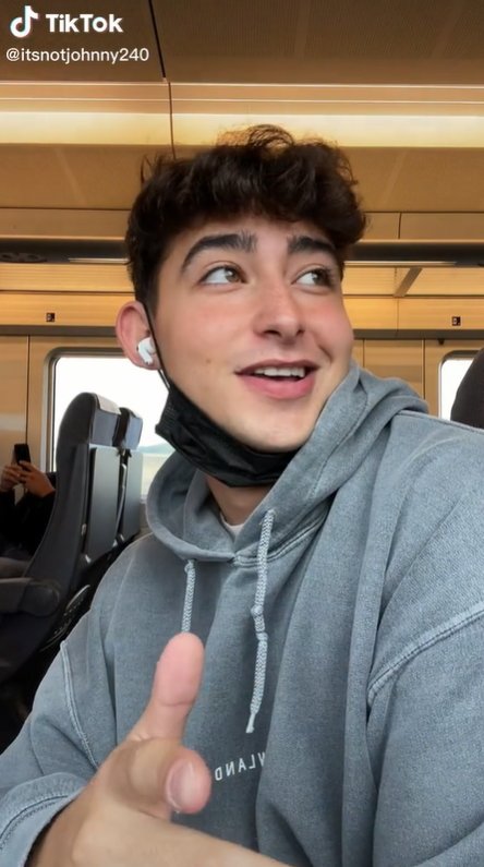 Juan del Val Roca tren Holanda Tik Tok Juan del Val Roca tren Holanda Tik Tok