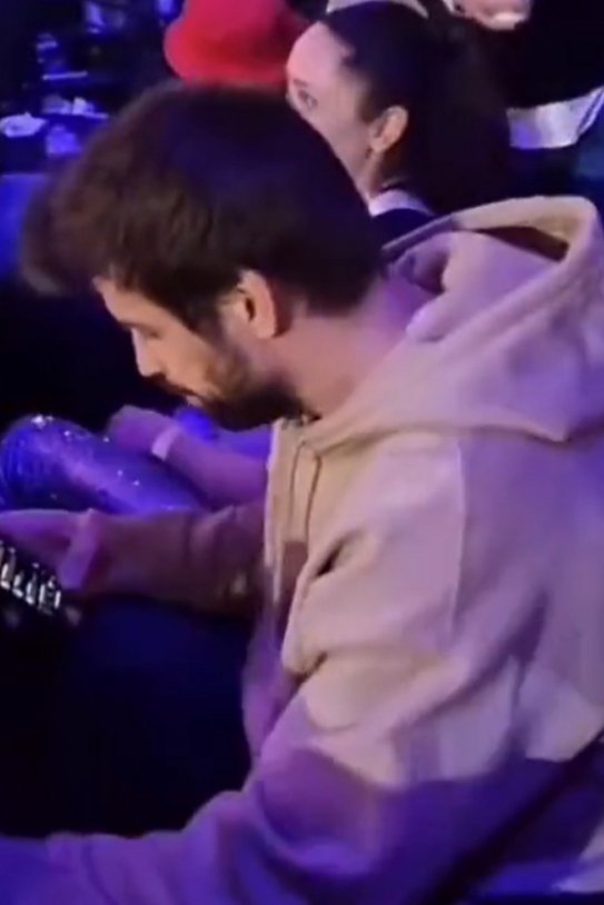 Gerard Piqué teléfono Twitter Gerard Piqué teléfono Twitter