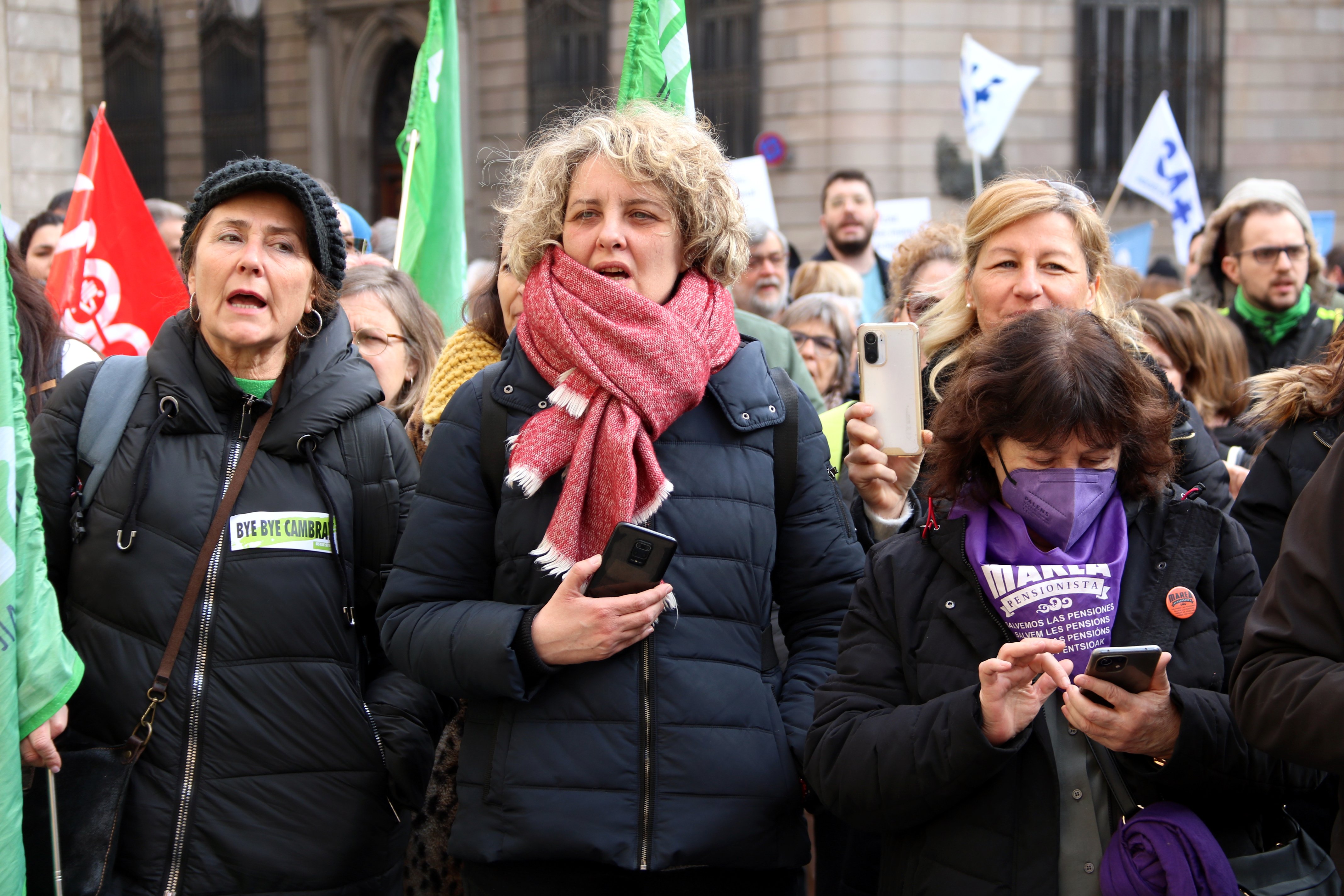 Manifestación de sanitarios y sector educativo para cerrar una semana intensa de movilizaciones