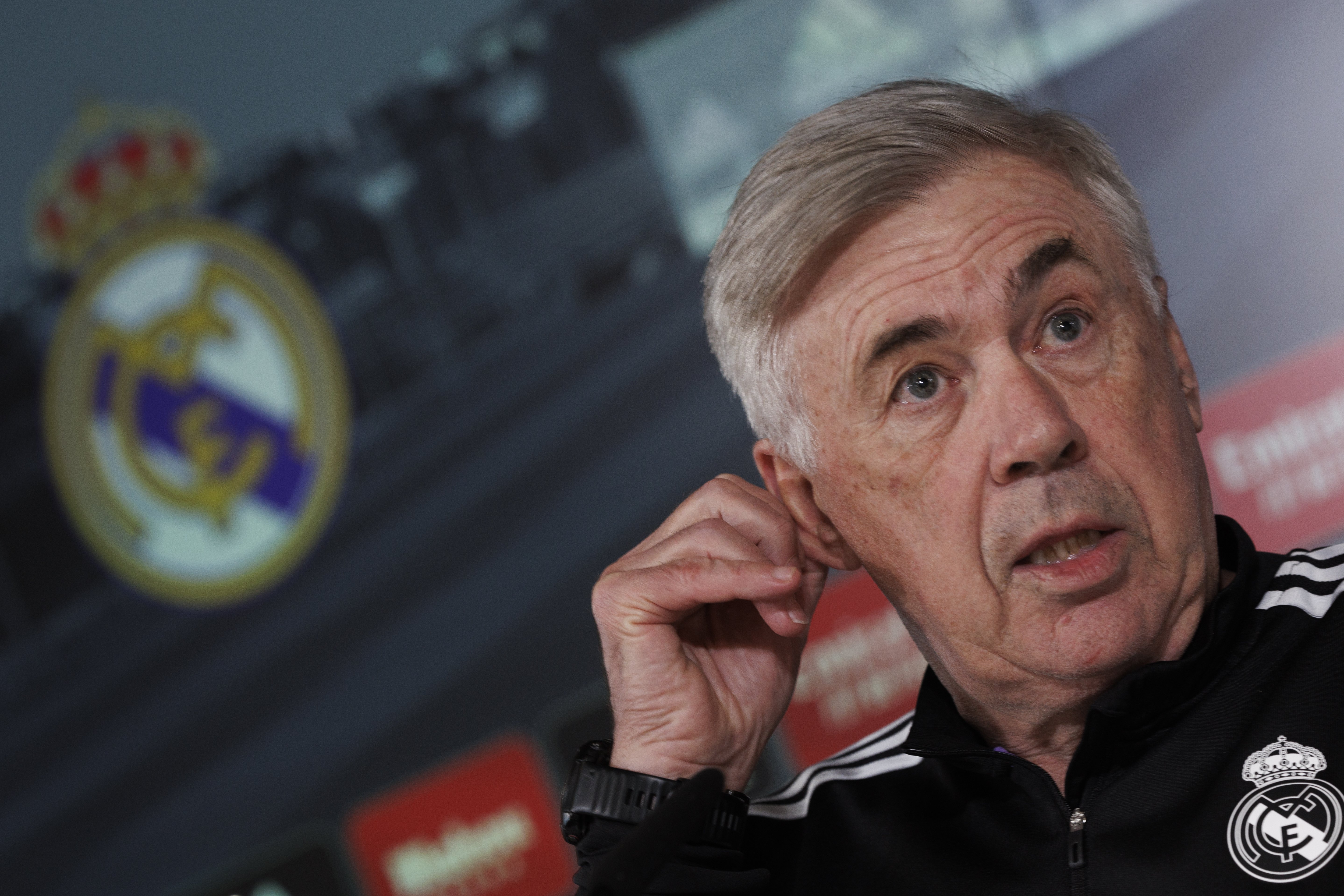 El sustituto de Ancelotti en el Real Madrid pide 4 fichajes y una purga nunca vista, 6 jugadores a la calle