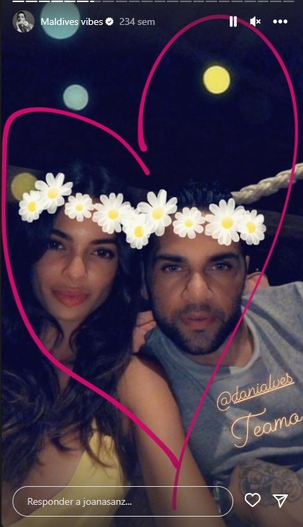 Dani Alves y Joana Sanz en Maldivas @joanasanz Dani Alves y Joana Sanz en Maldivas @joanasanz