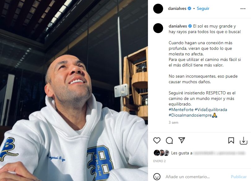 Dani Alves tabla|puesto cielo Instagram Dani Alves tabla|puesto cielo Instagram