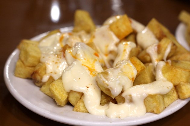 patatas bravas la esquinica