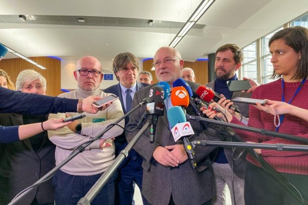 gonzalo boye, carles puigdemont, toni comín, luzcas monte, clara ponsatí brussel·les tjue foto consejo republica