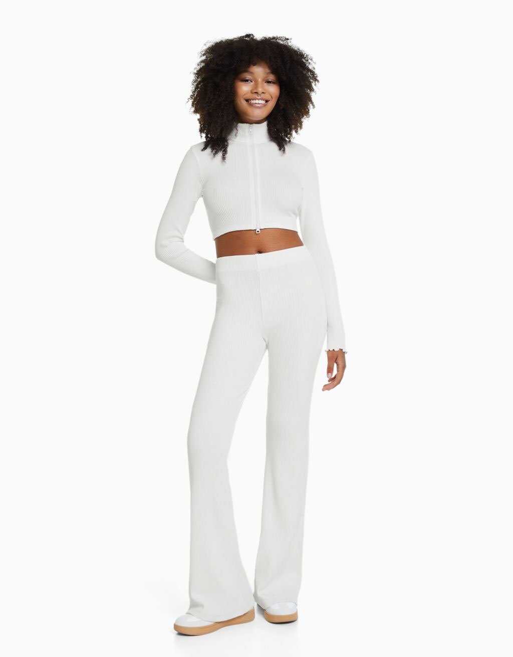 Pantalón flare rib Pantalón flare rib