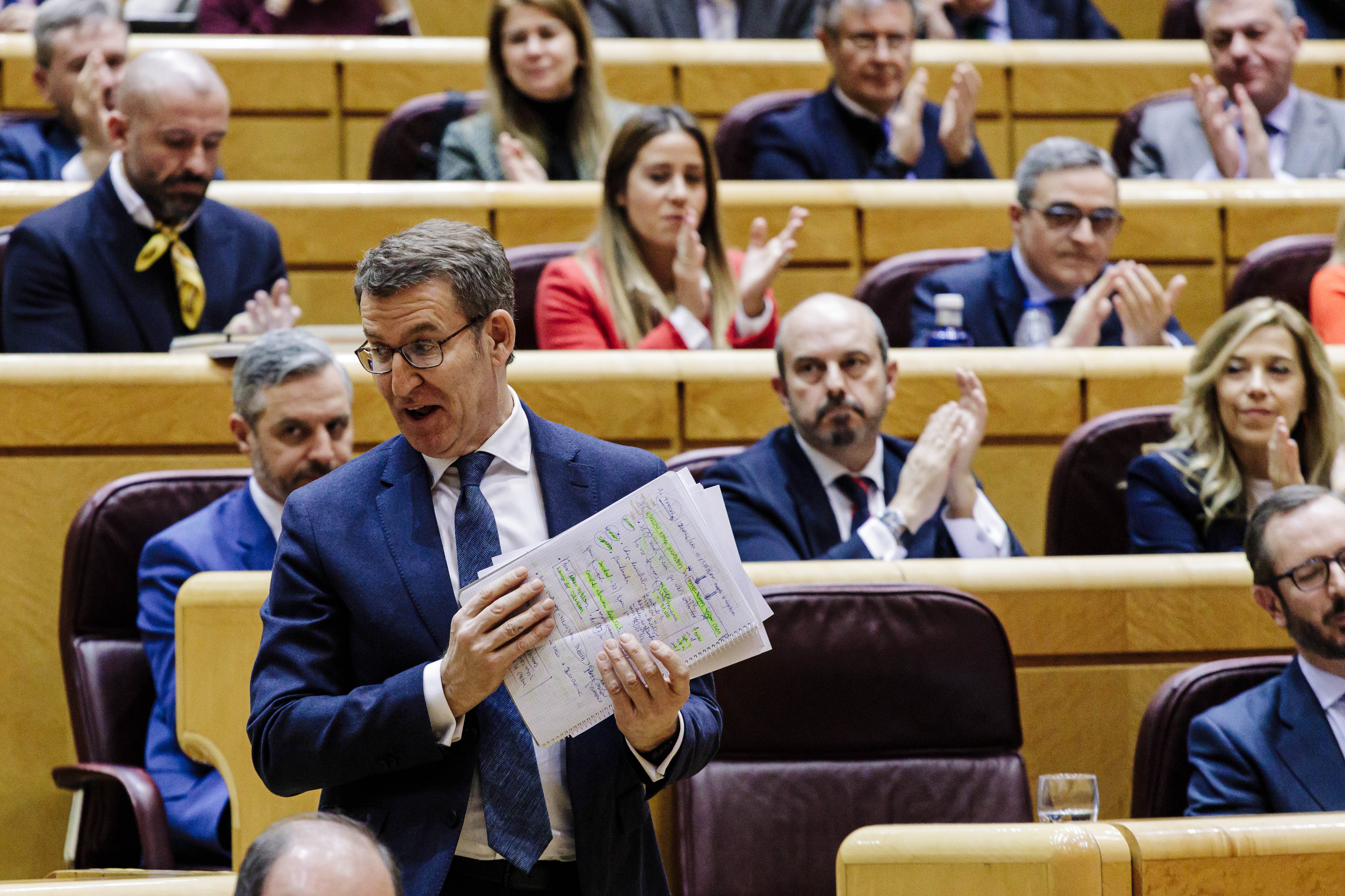 PP y PSOE se estancan mientras Vox se recupera, según una encuesta