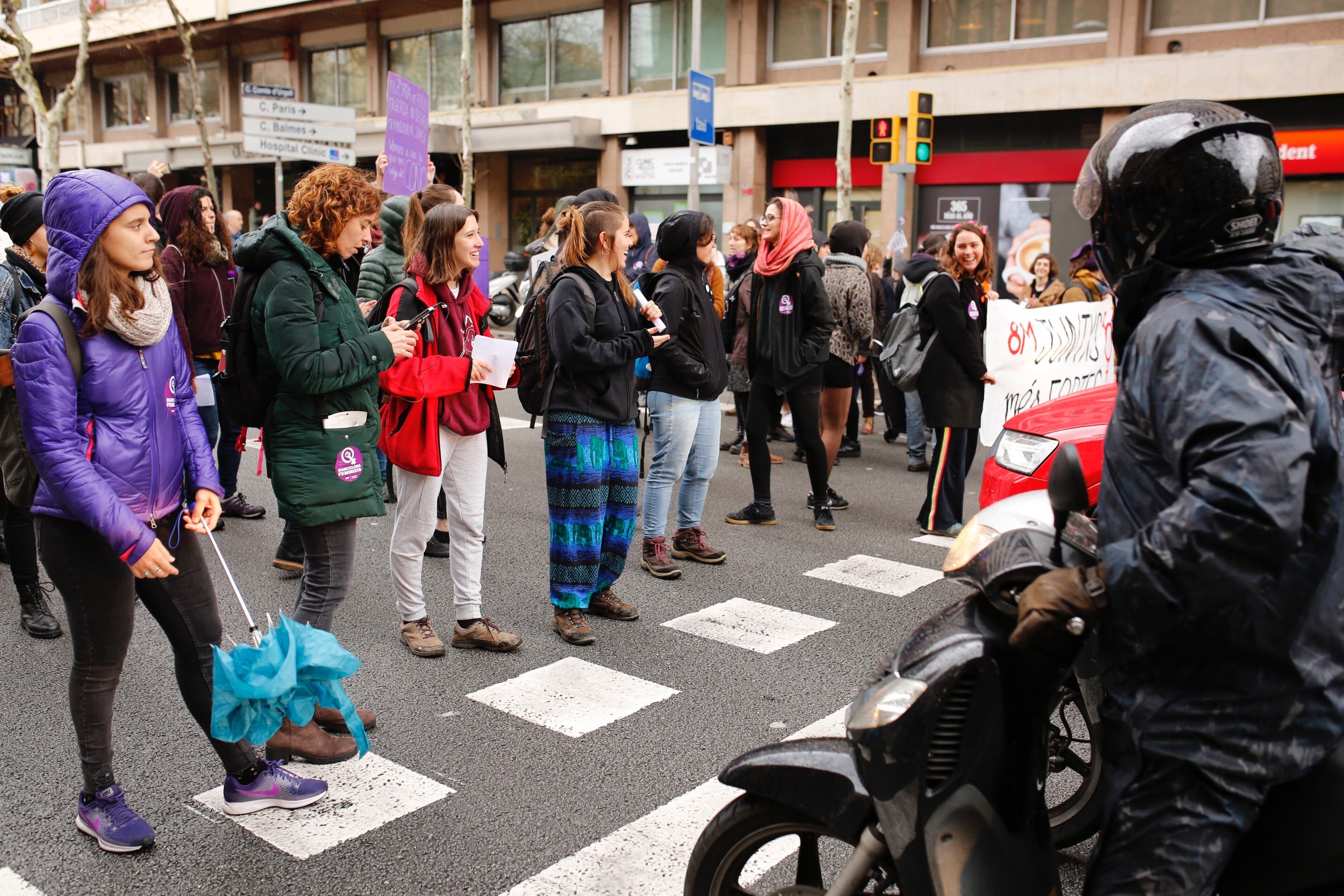 La huelga feminista: cortes en el tráfico y piquetes