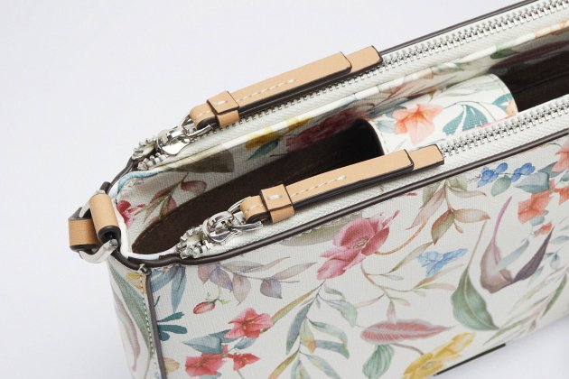 Bolso bandolera con estampado floral 1 Bolso bandolera con estampado floral 1