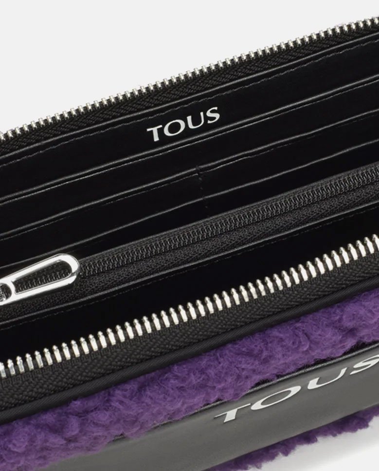 Cartera gran lila amb tancament a pressió de Tous1 Cartera gran lila amb tancament a pressió de Tous1
