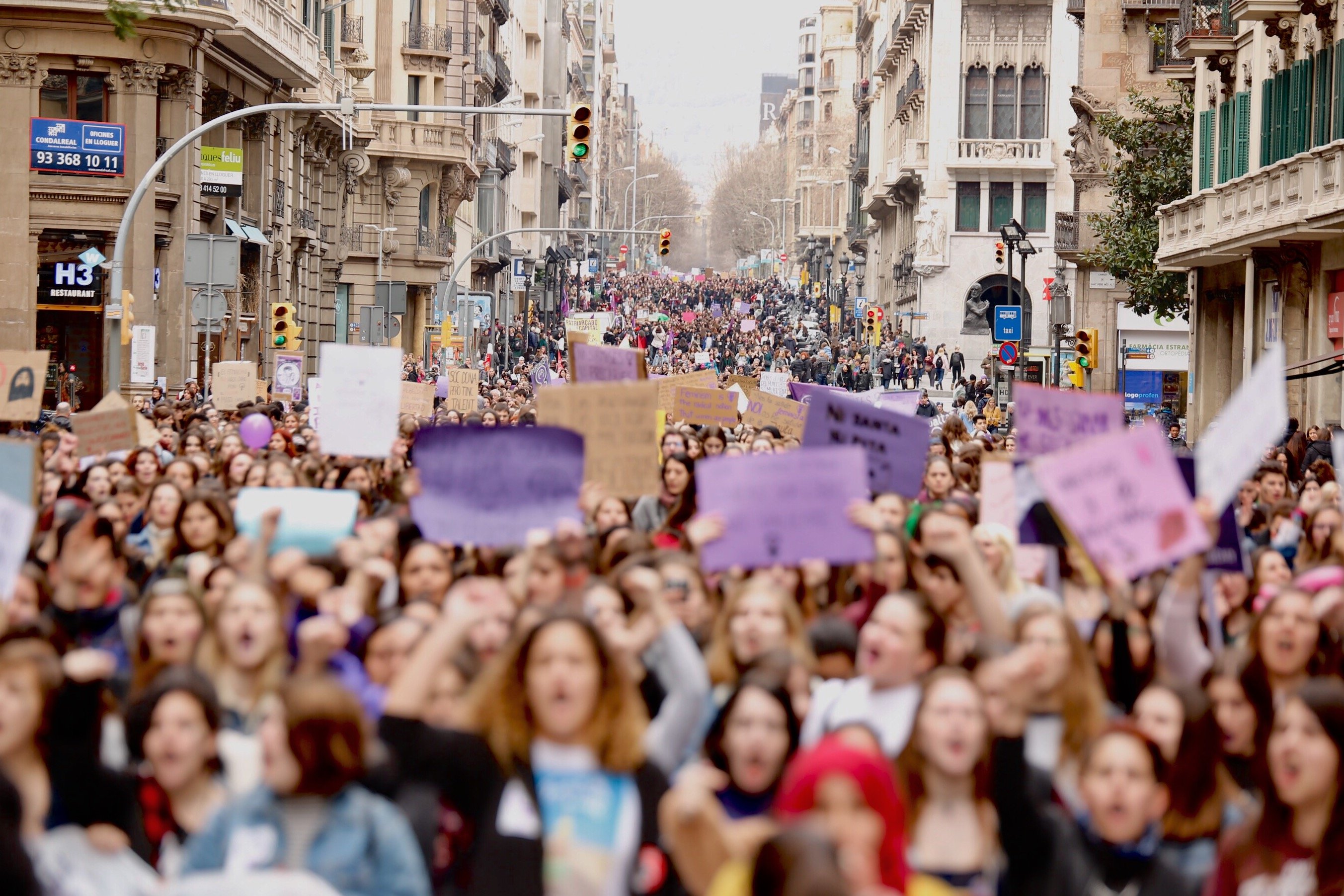 La denúncia de les violències masclistes, al carrer