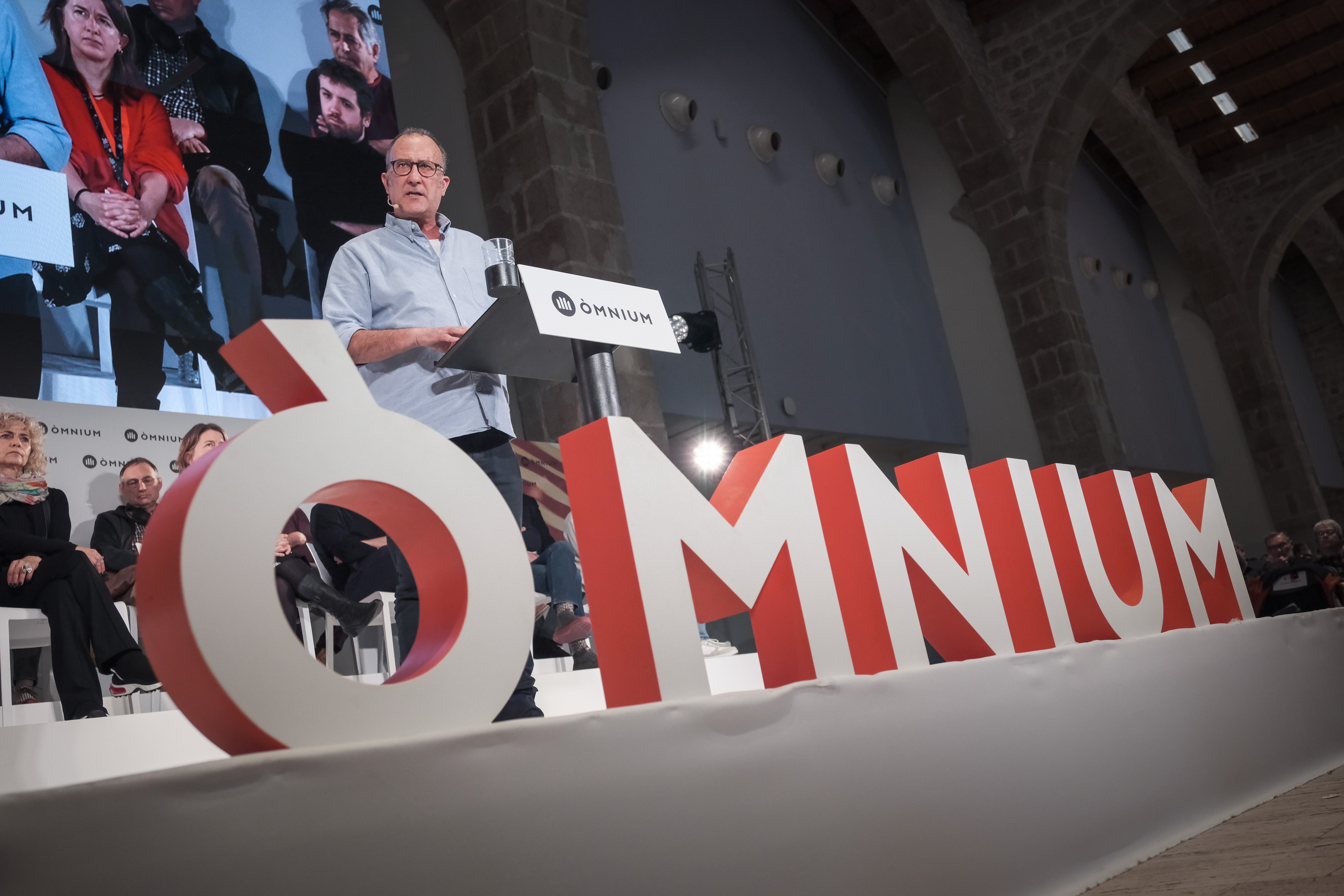 Òmnium Cultural celebra "la conquista" de la amnistía, pero recuerda que "no puede excluir a nadie"