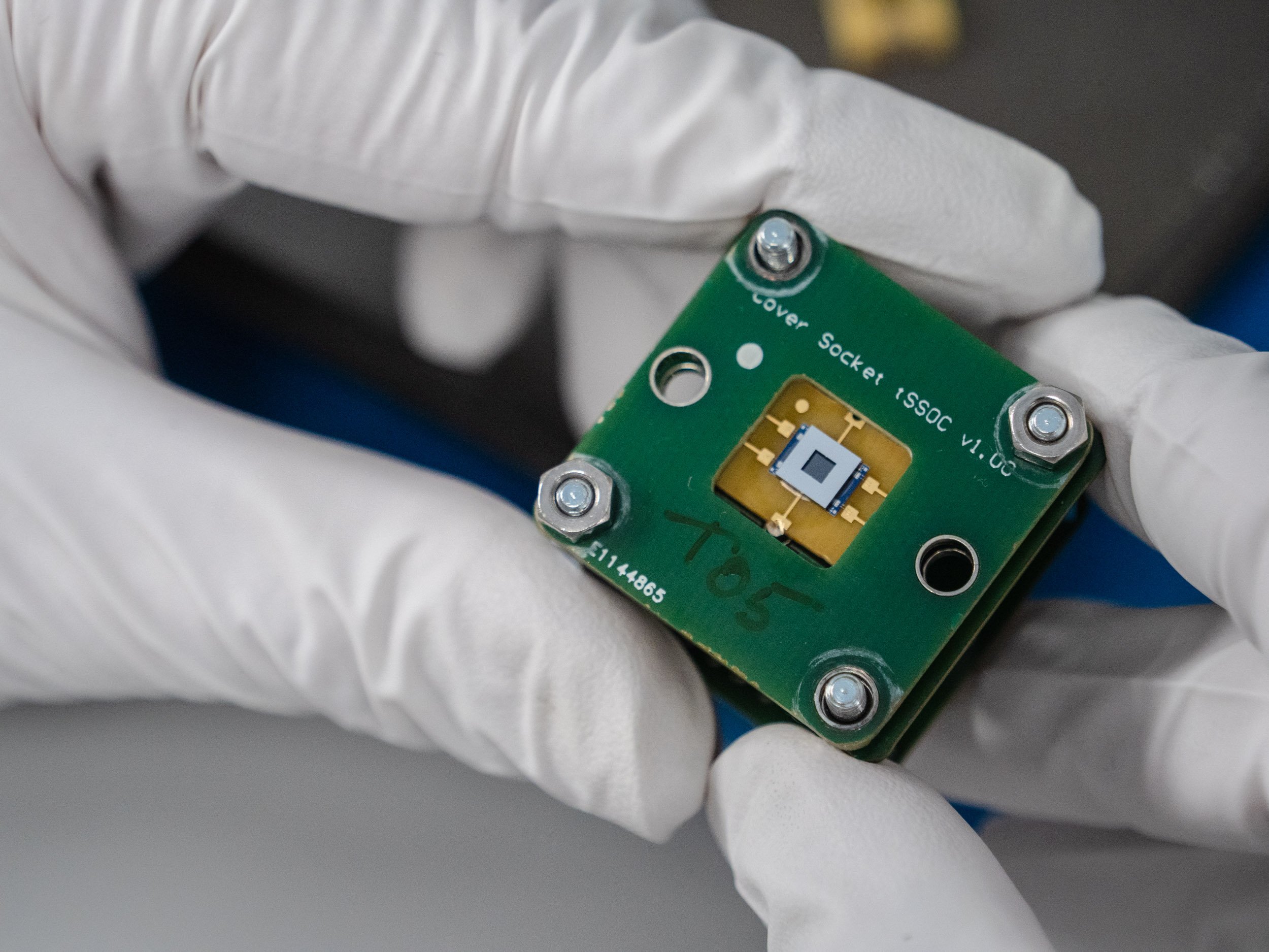 Els sensors solars per a satèl·lits més avançats es fabriquen a Sevilla