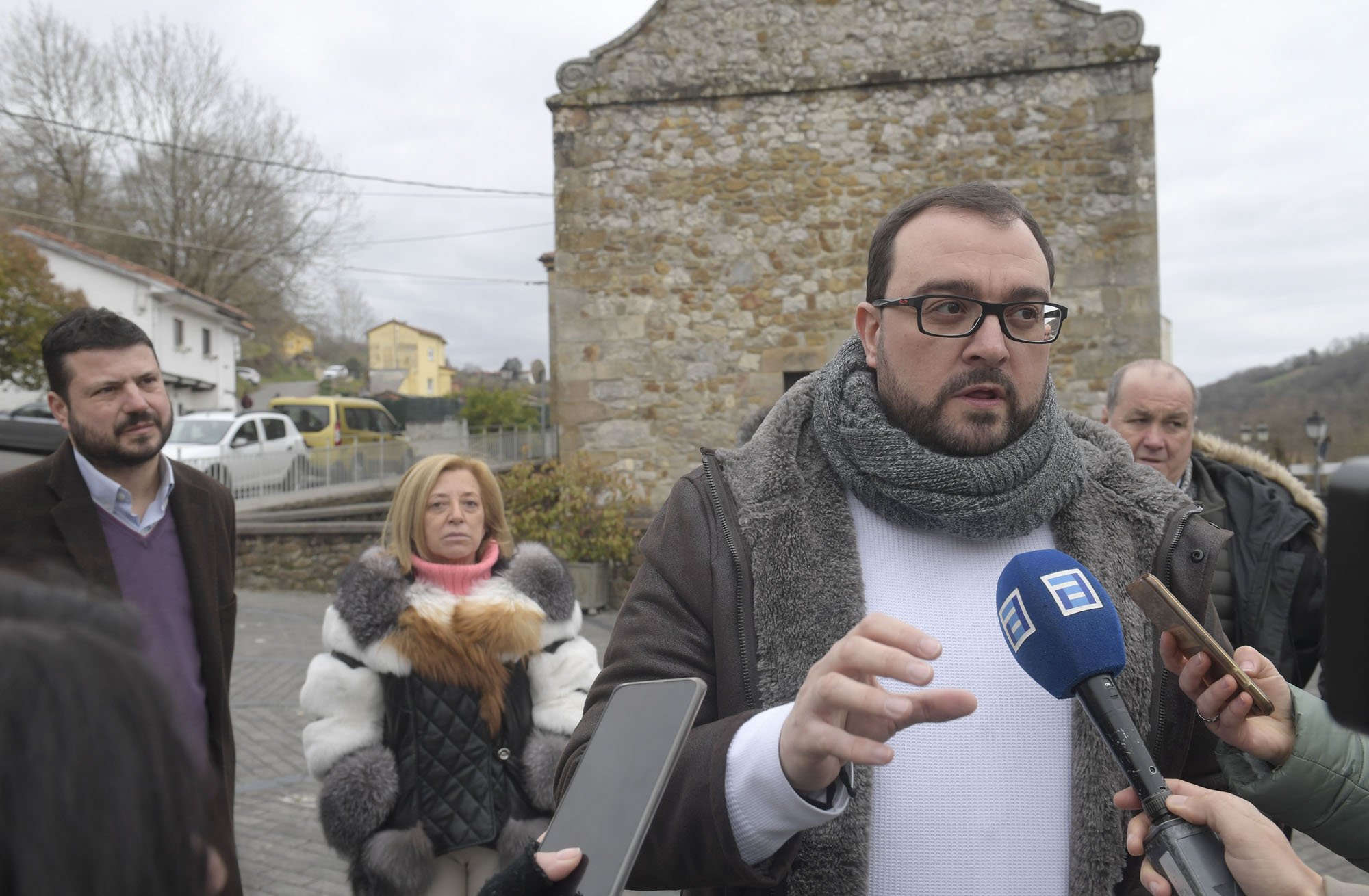 Astúries també reclama dimissions pels trens que no caben als túnels