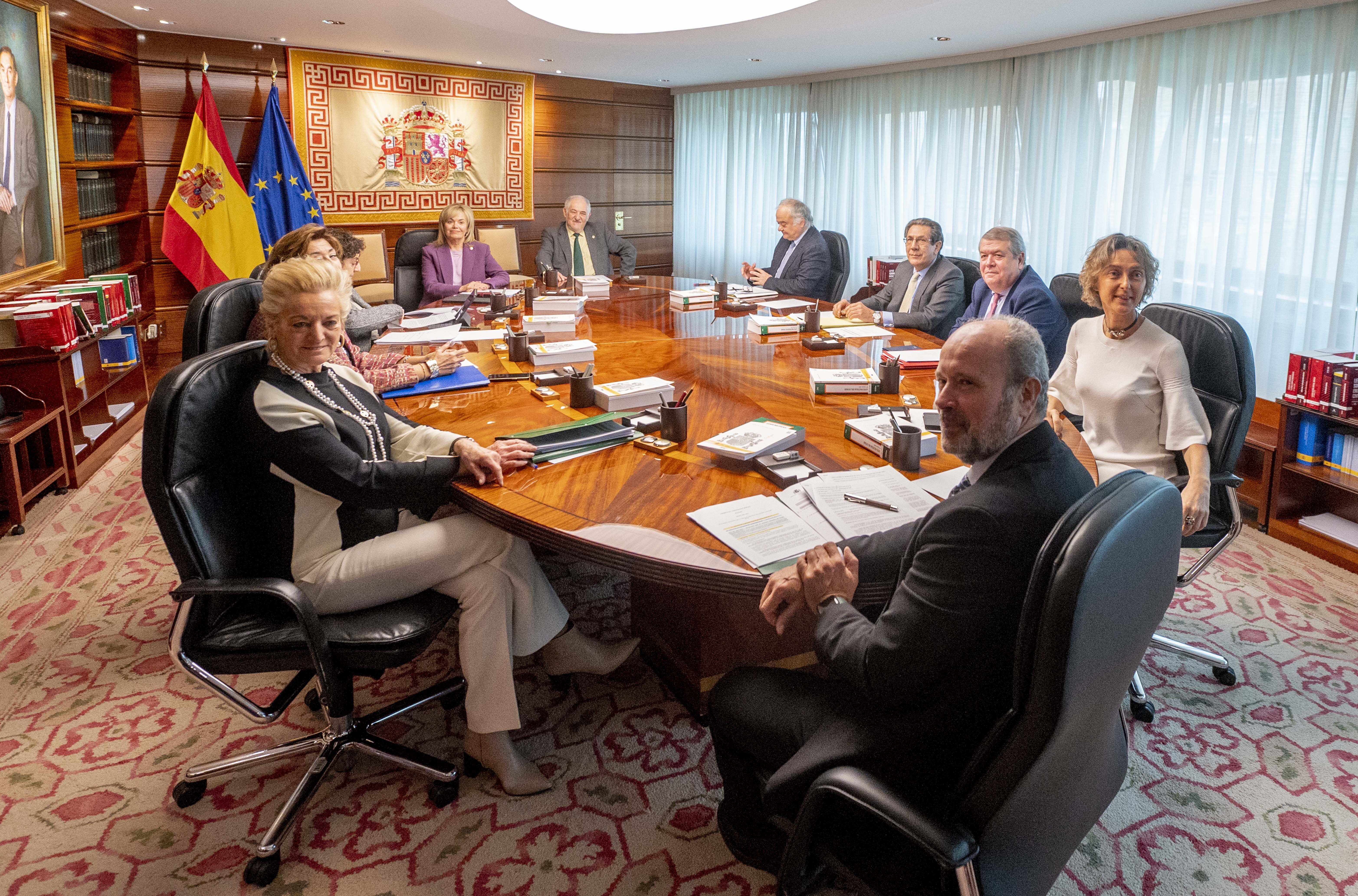 El Constitucional anul·la i rebaixa més condemnes de malversació pel frau dels ERO