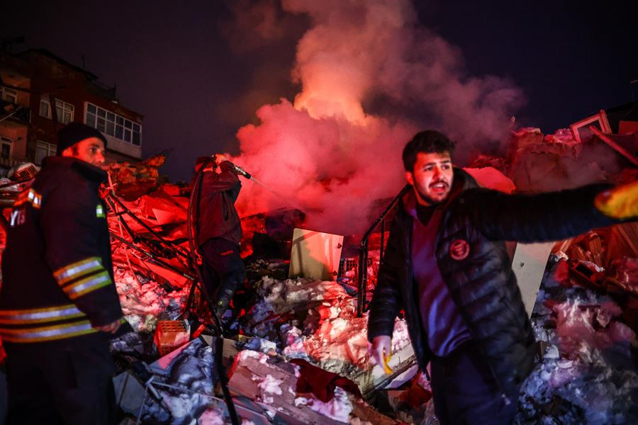 Más de 11.000 muertos por los terremotos de Turquía y Siria