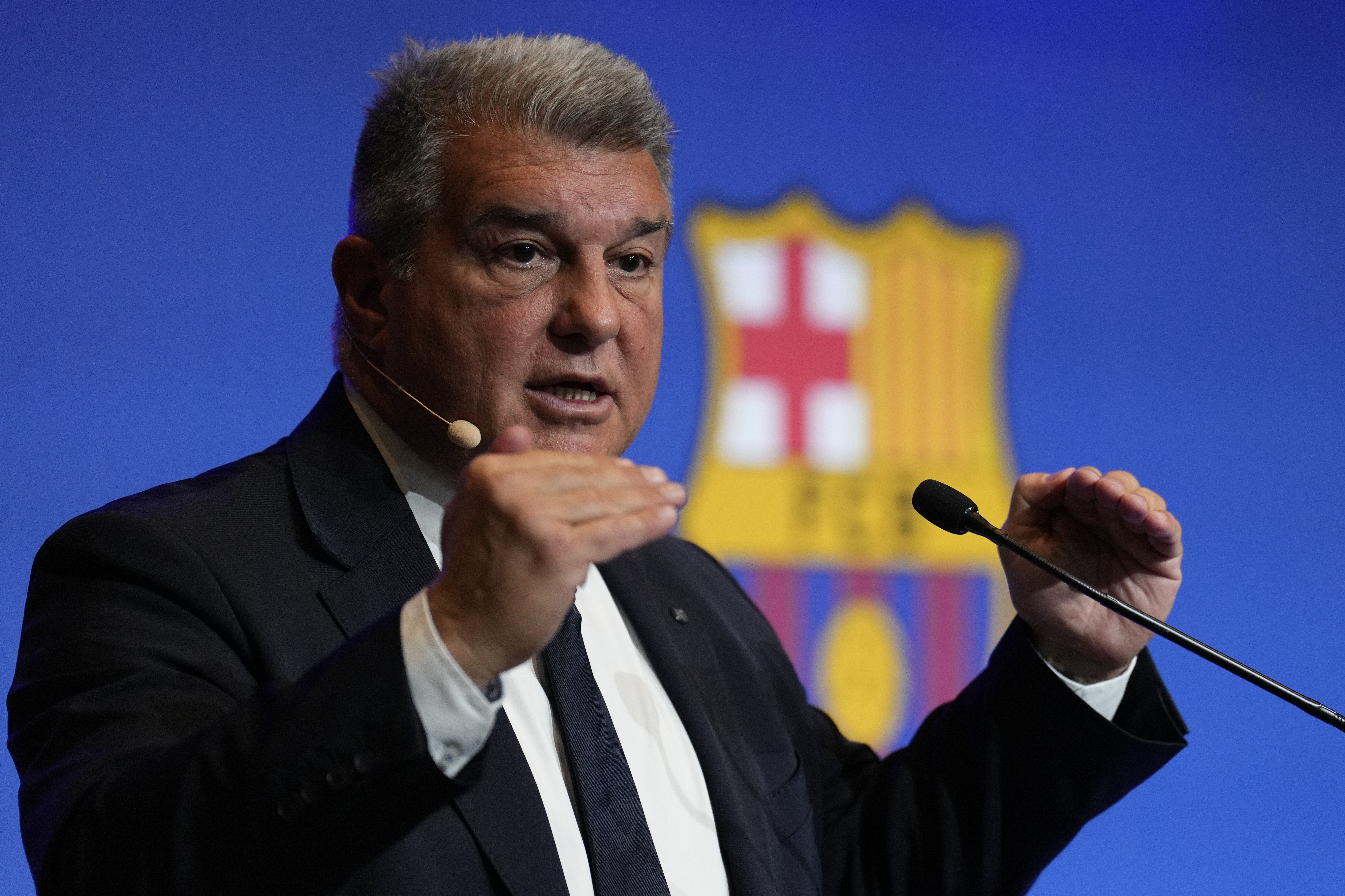 Joan Laporta dissipa dubtes: "No destituiré Xavi passi el que passi"