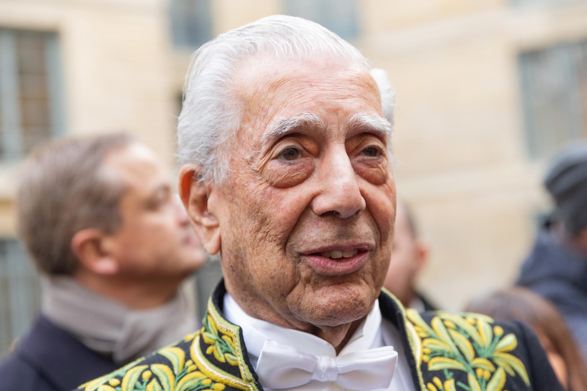 Vargas Llosa ya es Eugènia de Montijo