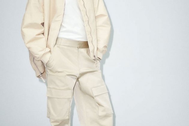 Pantalón cargo satinado1 Pantalón cargo satinado1