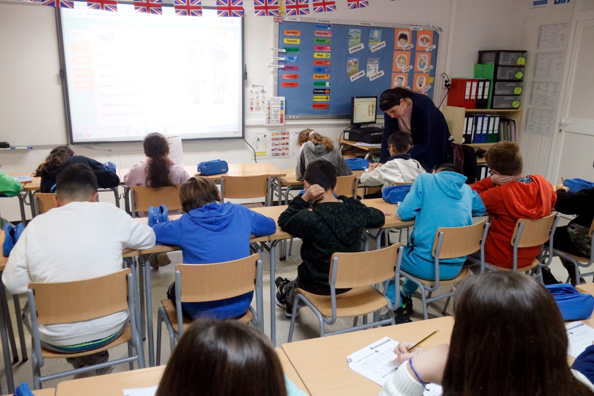 Las escuelas catalanas acogen casi a 5.000 alumnos provenientes de Ucrania en un año