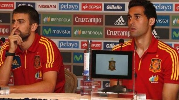 arbeloa pique2 arbeloa pique2