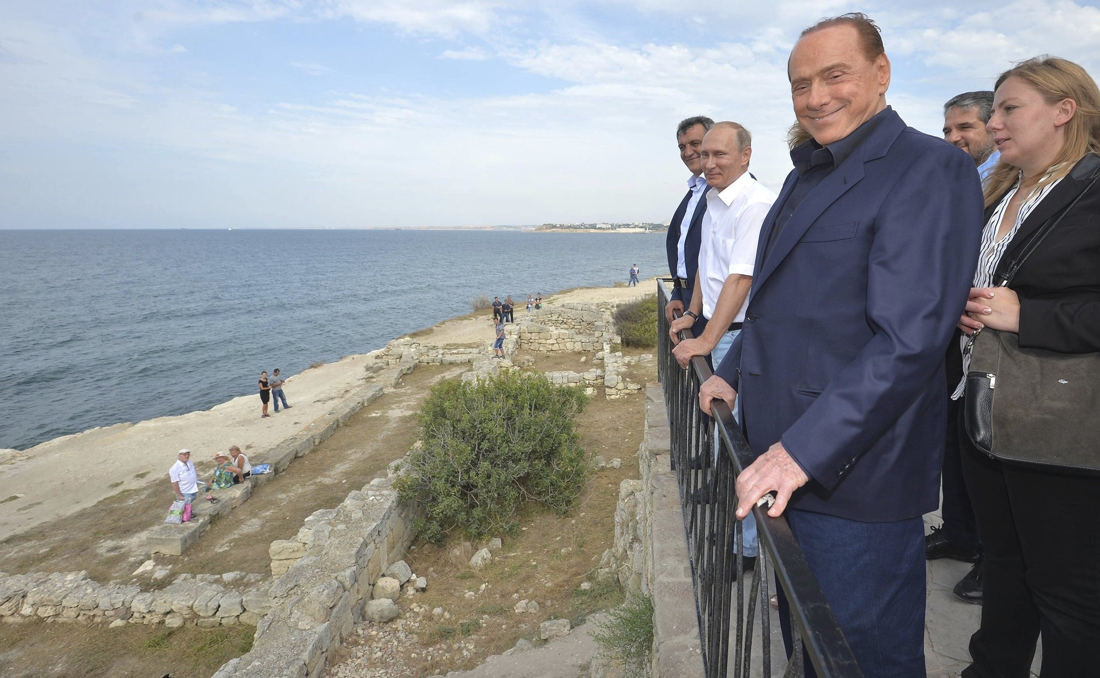 Silvio Berlusconi culpa a Volodímir Zelenski de la guerra en Ucrania