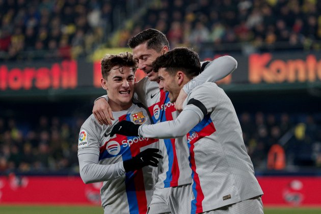 FC Barcelona celebra gol Pedri Villareal / Foto: EFE - Manuel Bruque FC Barcelona celebra gol Pedri Villareal / Foto: EFE - Manuel Bruque
