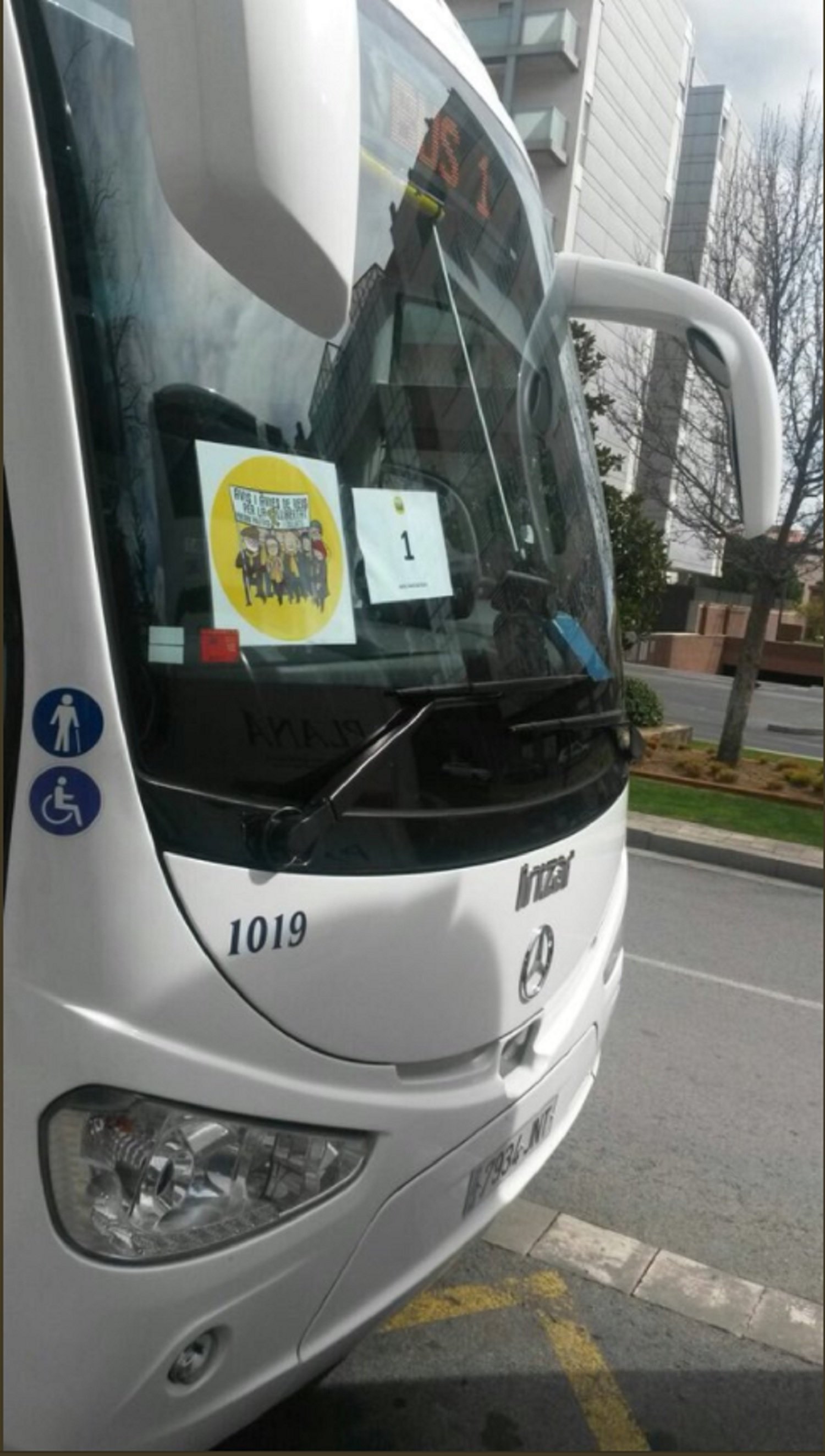 Més de 140 autocars, en marxa cap a la manifestació per la República