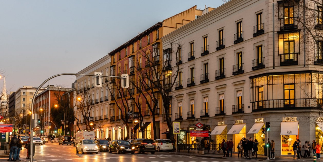 Esquina de la calle Goya con la calle Serrano