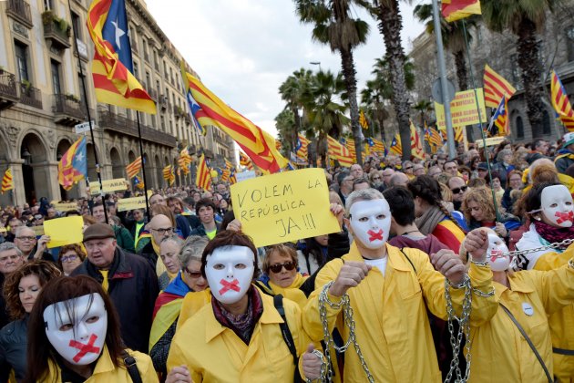 41manifestacio en defensa de la republica laura gomez