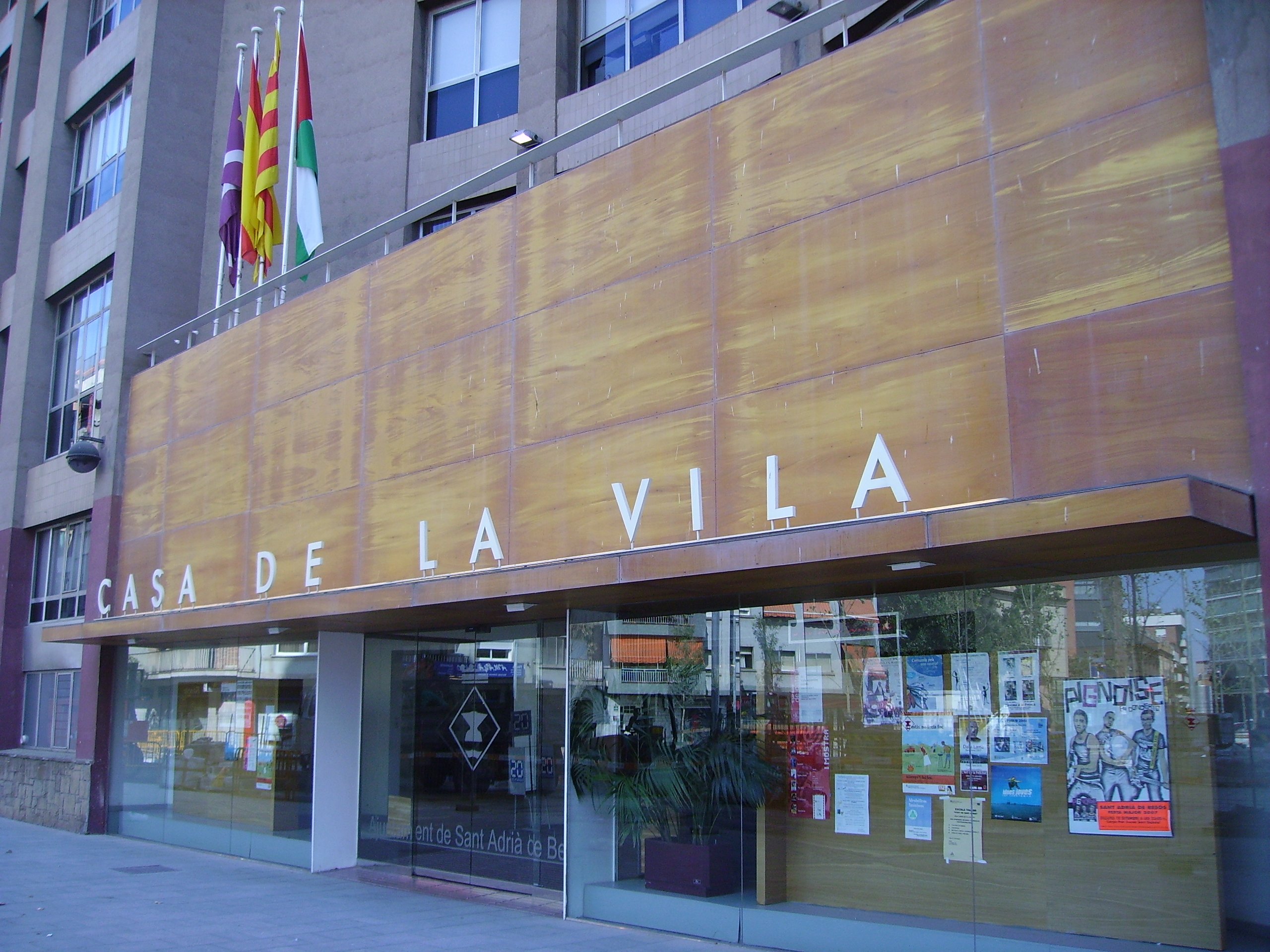 Candidats a les eleccions municipals 2023 a Sant Adrià de Besòs: tota la llista