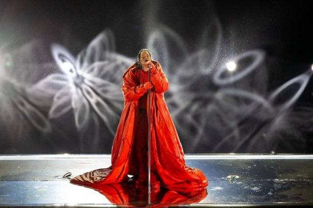 RIhanna en la Superbowl RIhanna en la Superbowl