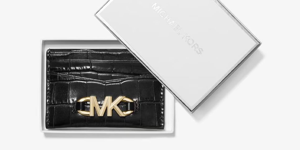 El tarjetero más exclusivo de Michael Kors está en oferta en El Corte Inglés