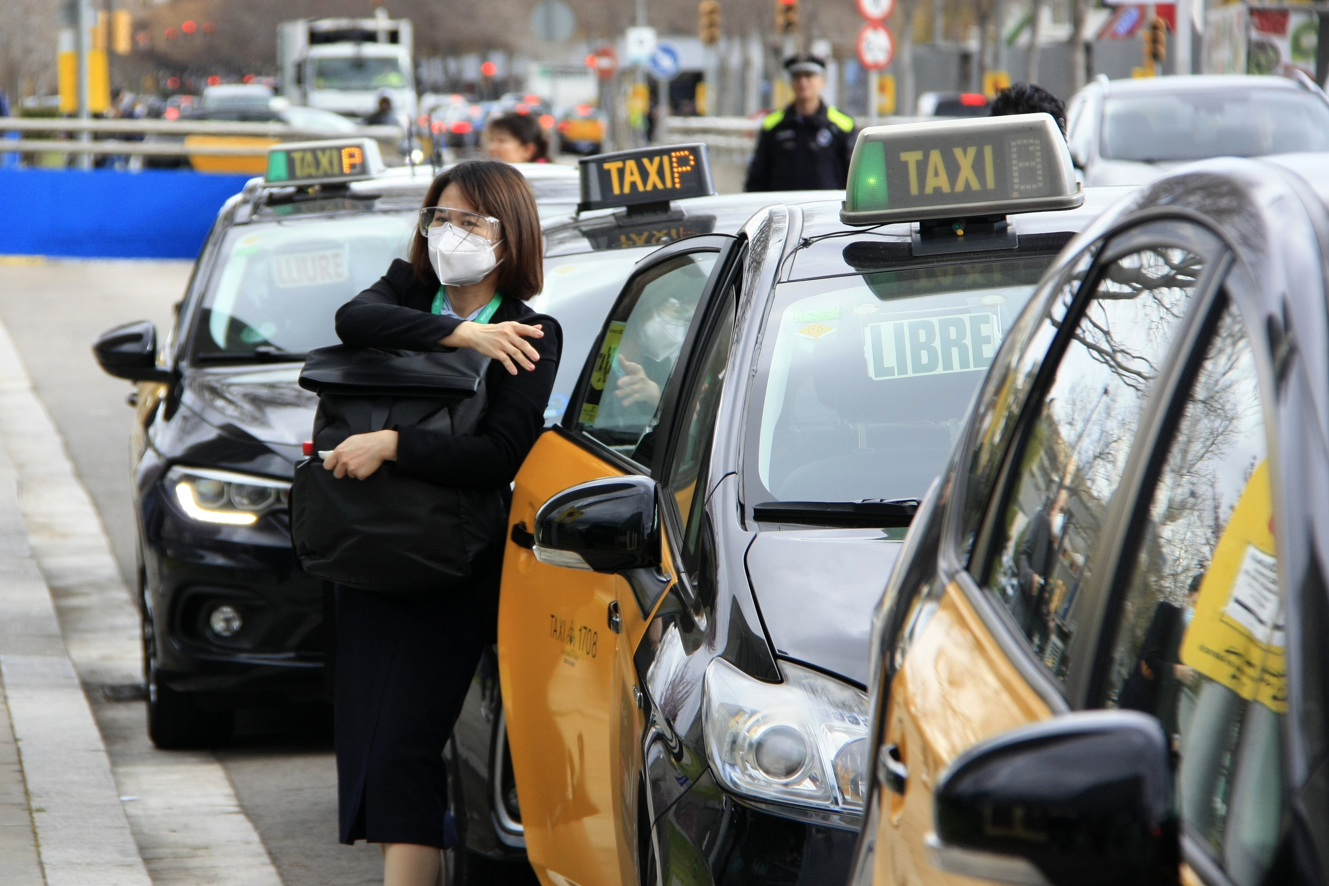 RTVE investiga los gastos de sus directivos: auditoría sobre los desplazamientos en taxi