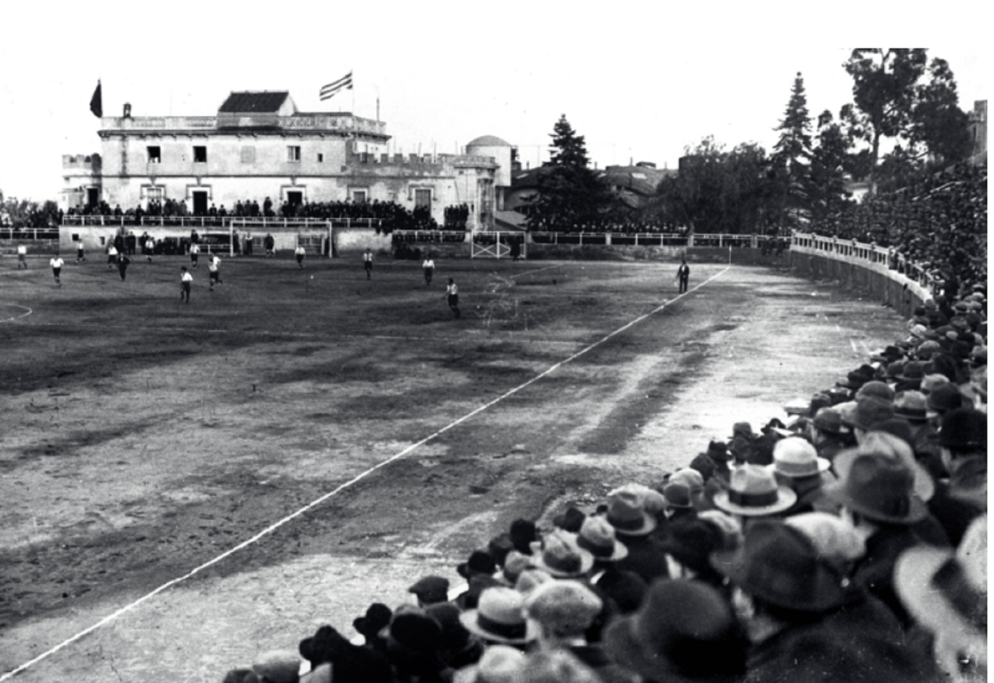 Inauguren l'estadi de Sarrià, l'històric terreny de joc de l'Espanyol