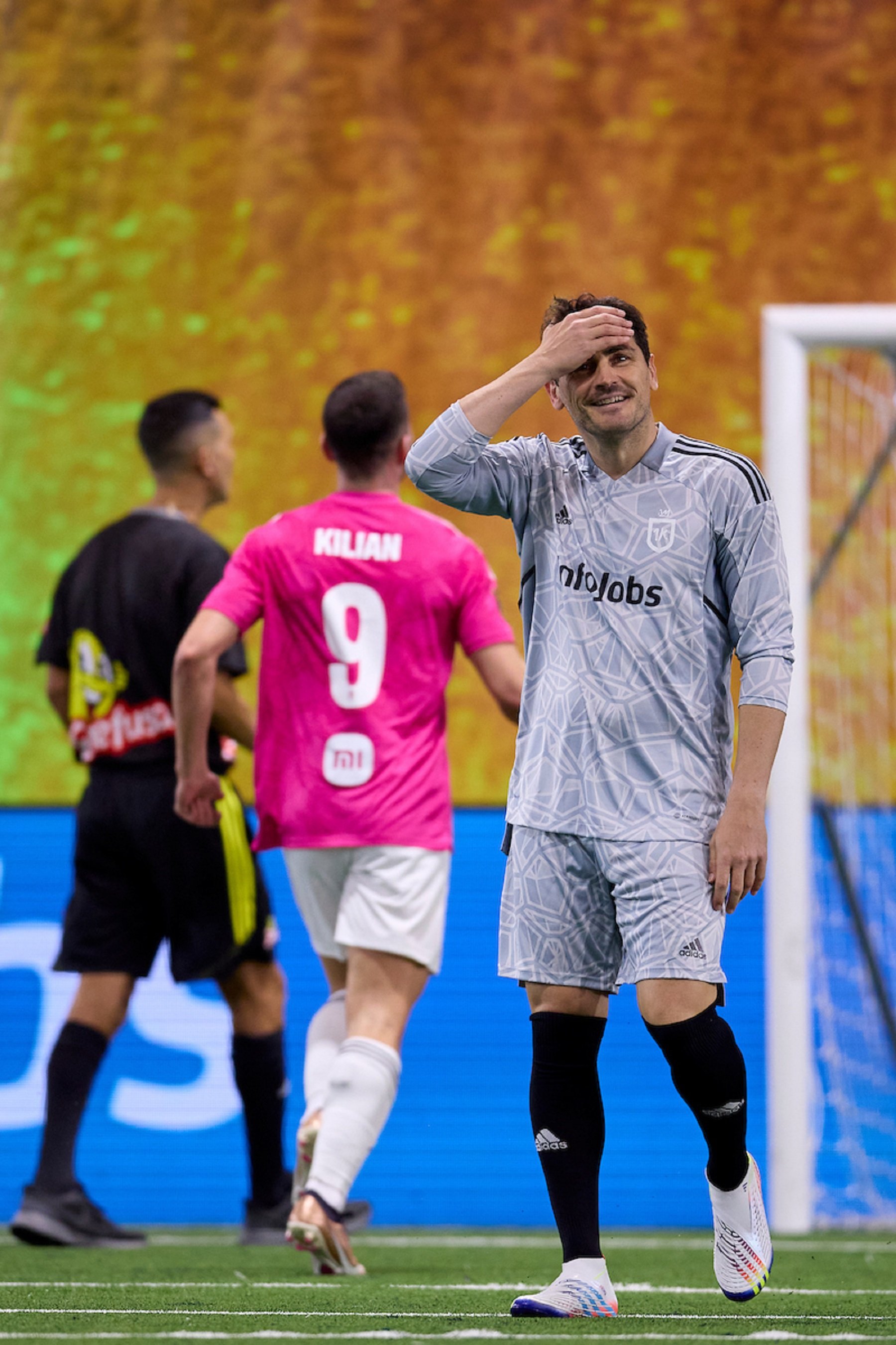 Festival de puyas en la Kings League: la peor pesadilla de Iker Casillas en el Camp Nou