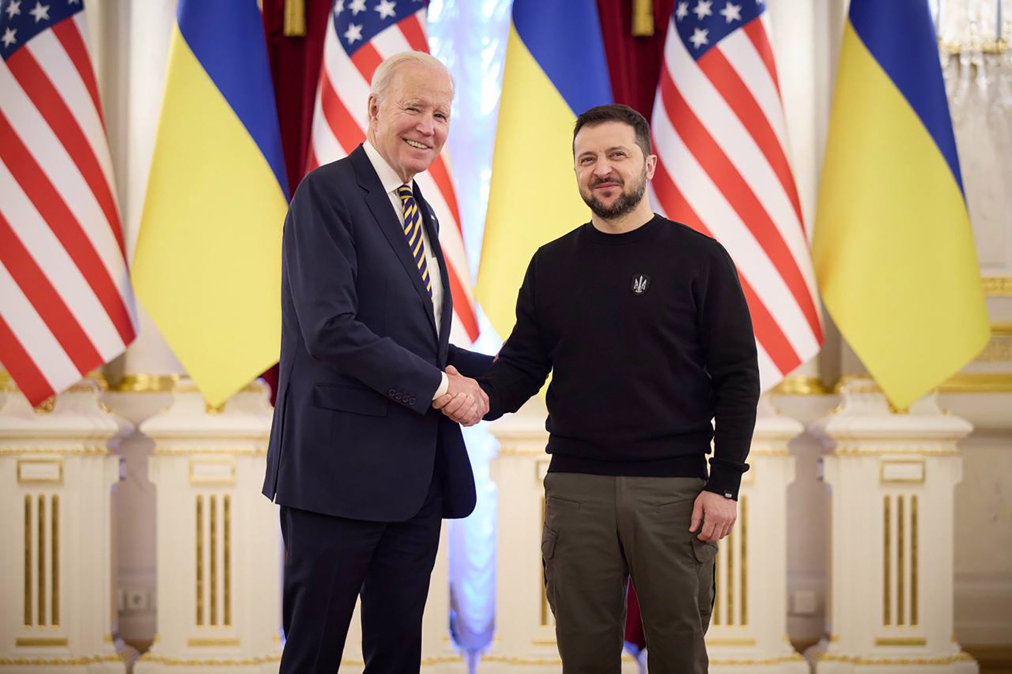Joe Biden visita Ucrania por sorpresa
