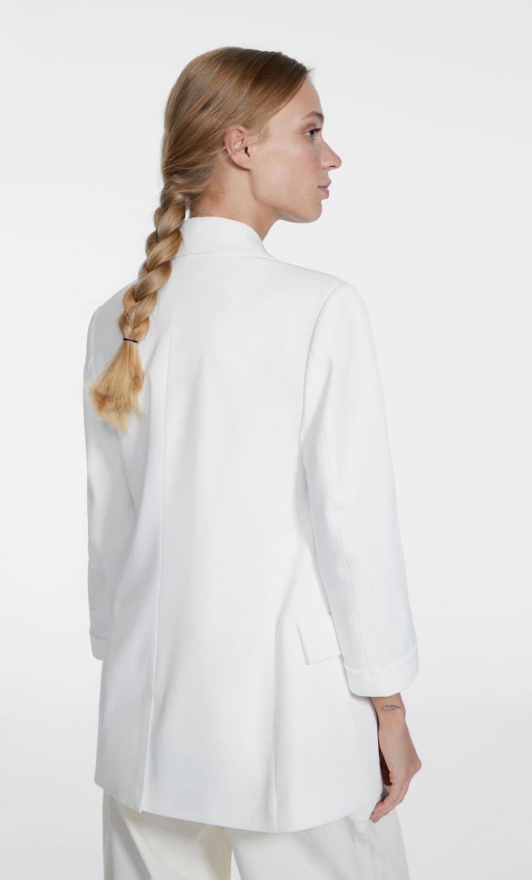 Americana oberta amb doble botonadura