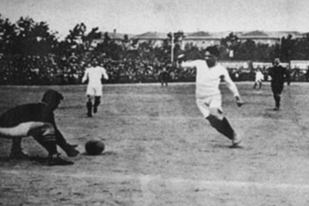 S'inaugura l'escopidora  el primer estadi en propietat del F.C. Barcelona. Fotografia coetània (2). Font Viquipèdia