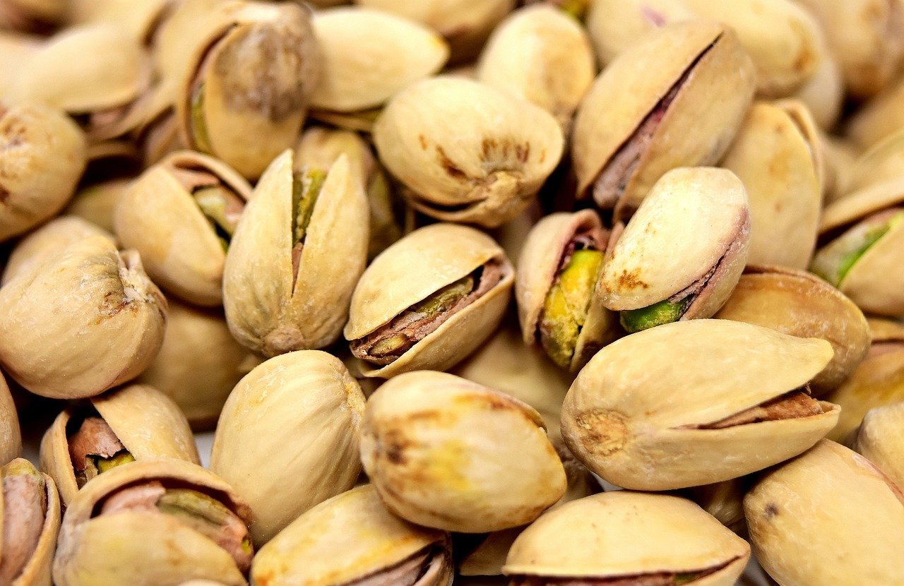 pistachios g5e244858b 1280