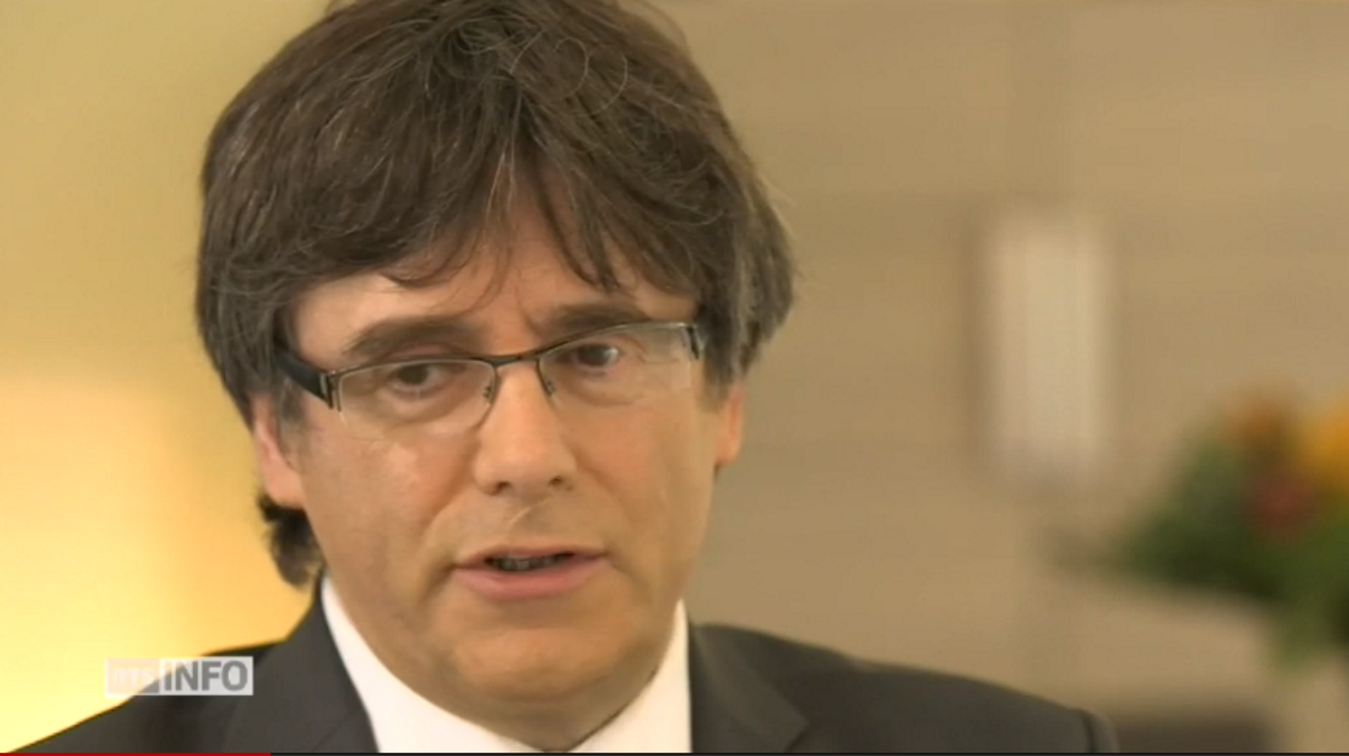 Puigdemont, a la Televisió Suïssa: "Franco va nomenar el pare del Rei"