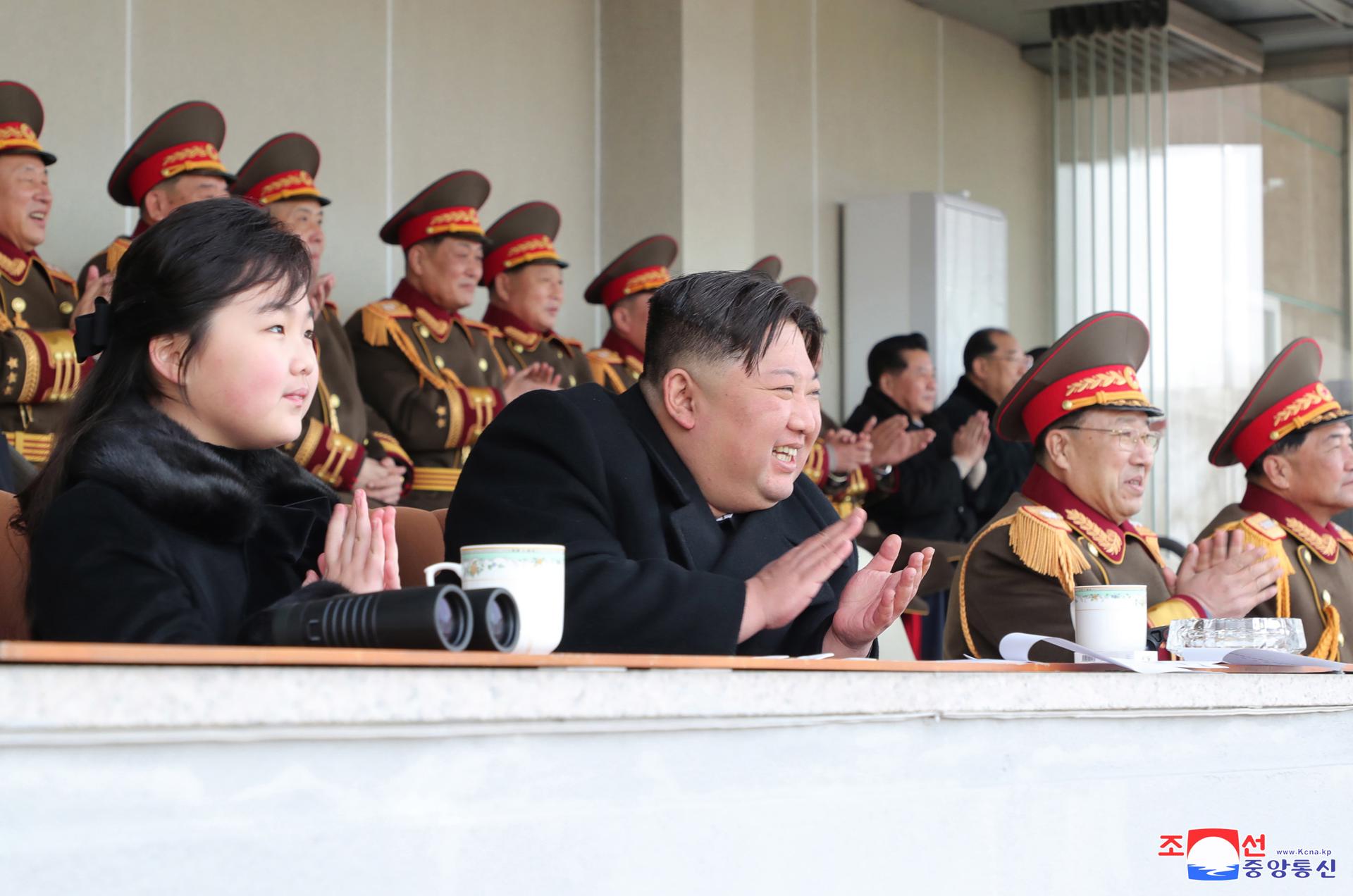Kim Jong-un vuelve a aparecer en público acompañado de su hija: ¿será su sucesora?