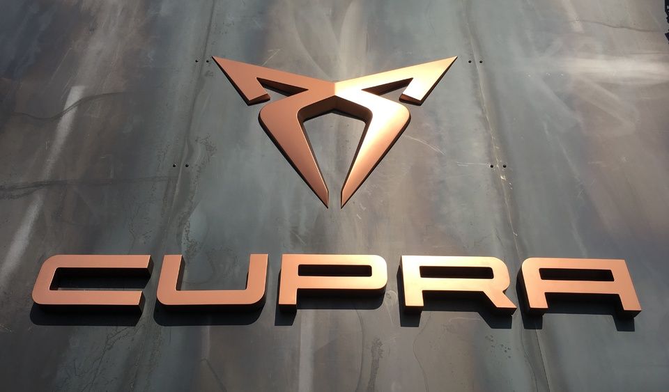 Logotipo CUPRA