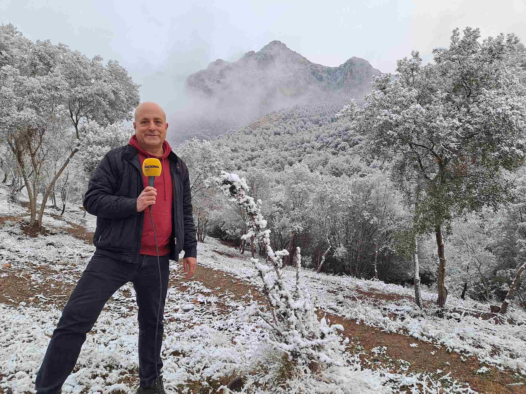 Nieva en Barcelona y en algunas playas: Catalunya blanca y congelada